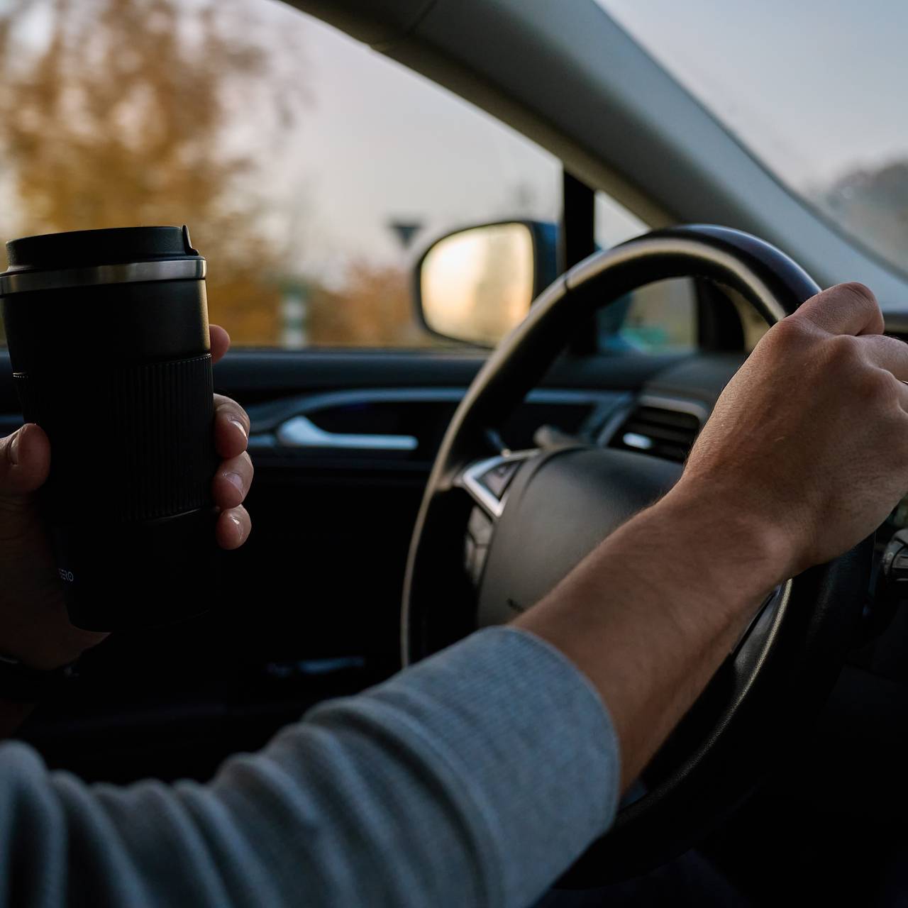 Одну группу людей предупредили об опасности чрезмерного употребления кофе