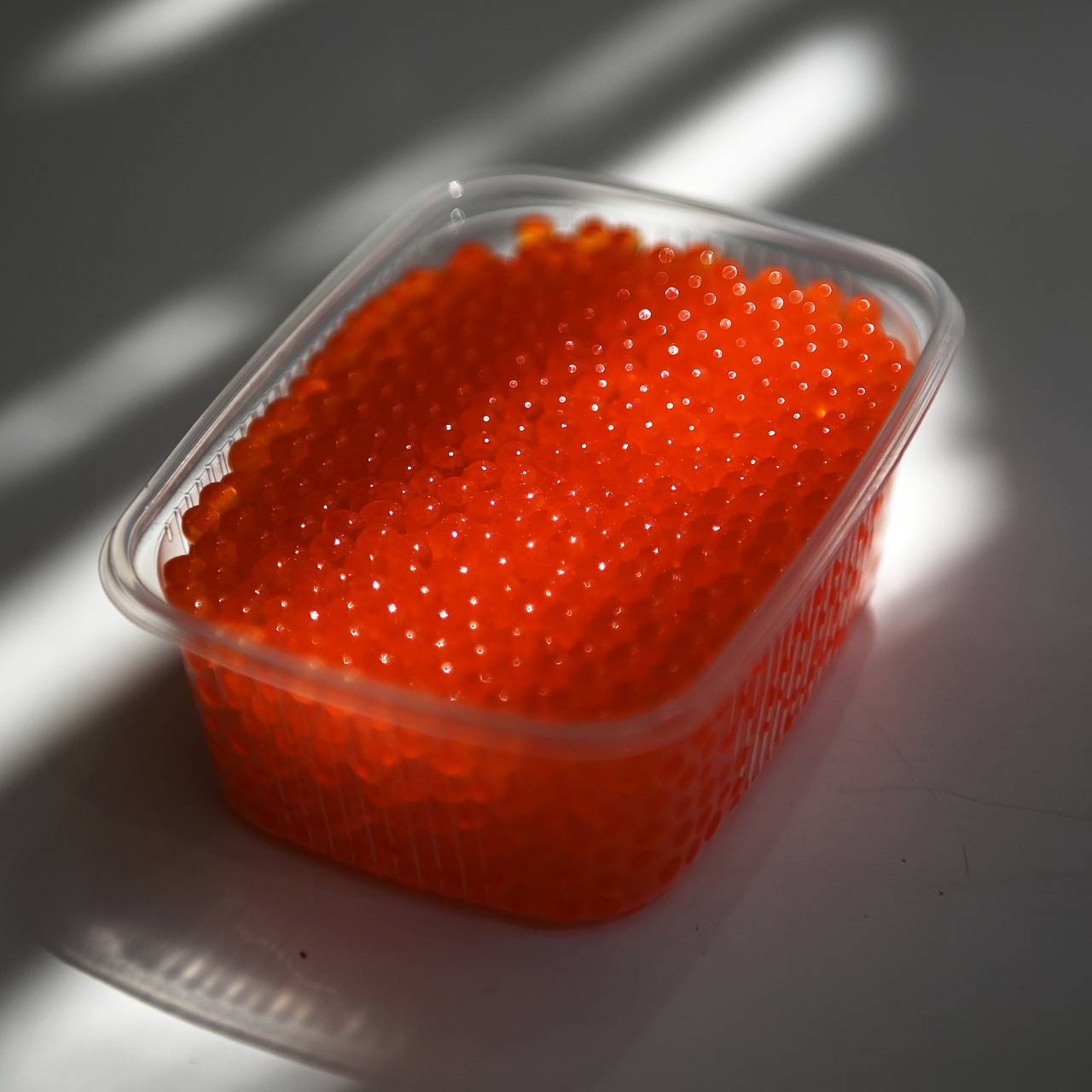 Любителей красной икры предупредили о смертельной опасности