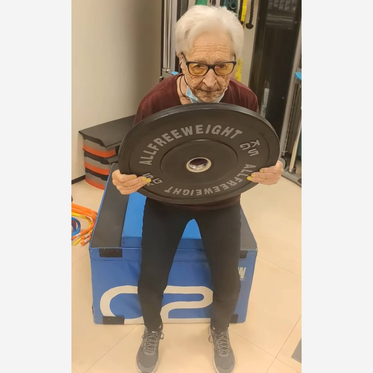 101-летняя бодибилдерша раскрыла секрет долголетия