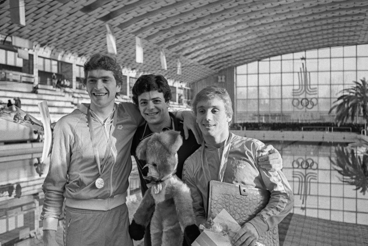 Сергей Немцанов (справа)