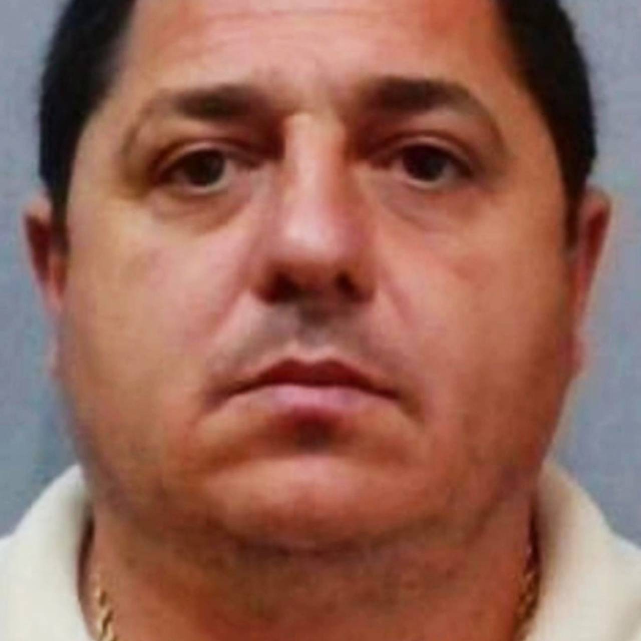 Российского бизнесмена объявили в розыск из-за подрыва собственного брата