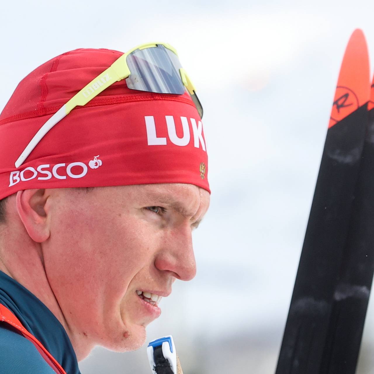 Большунова дисквалифицировали за нападение на соперника