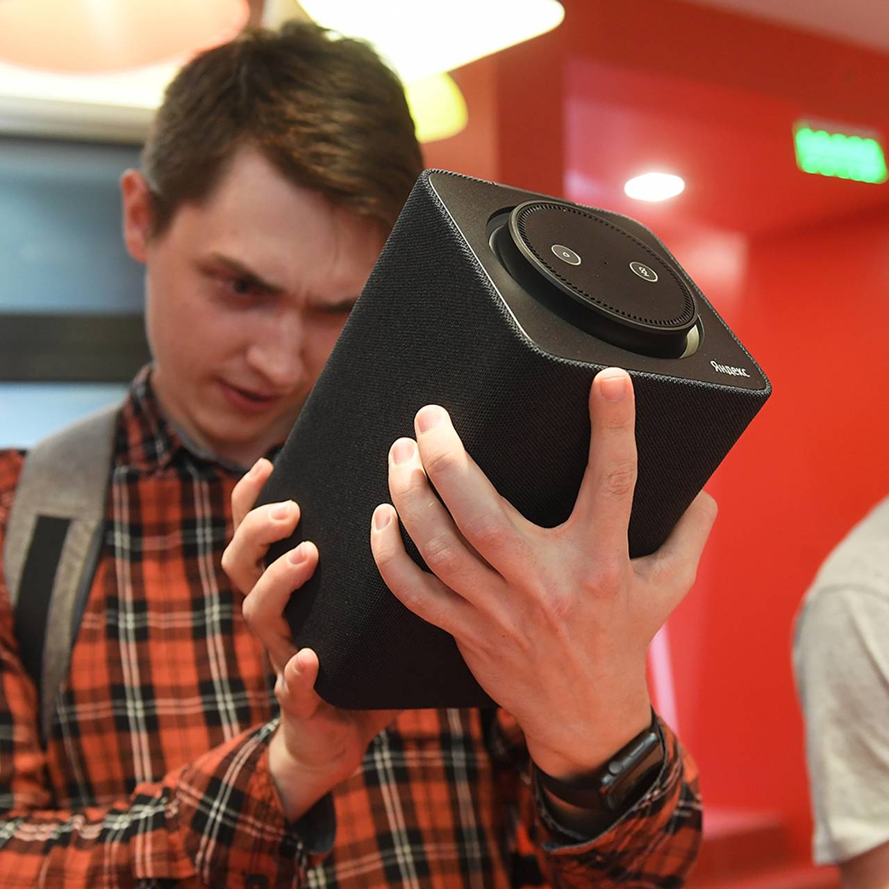 Пользователи пожаловались на сбои в работе «Алисы»