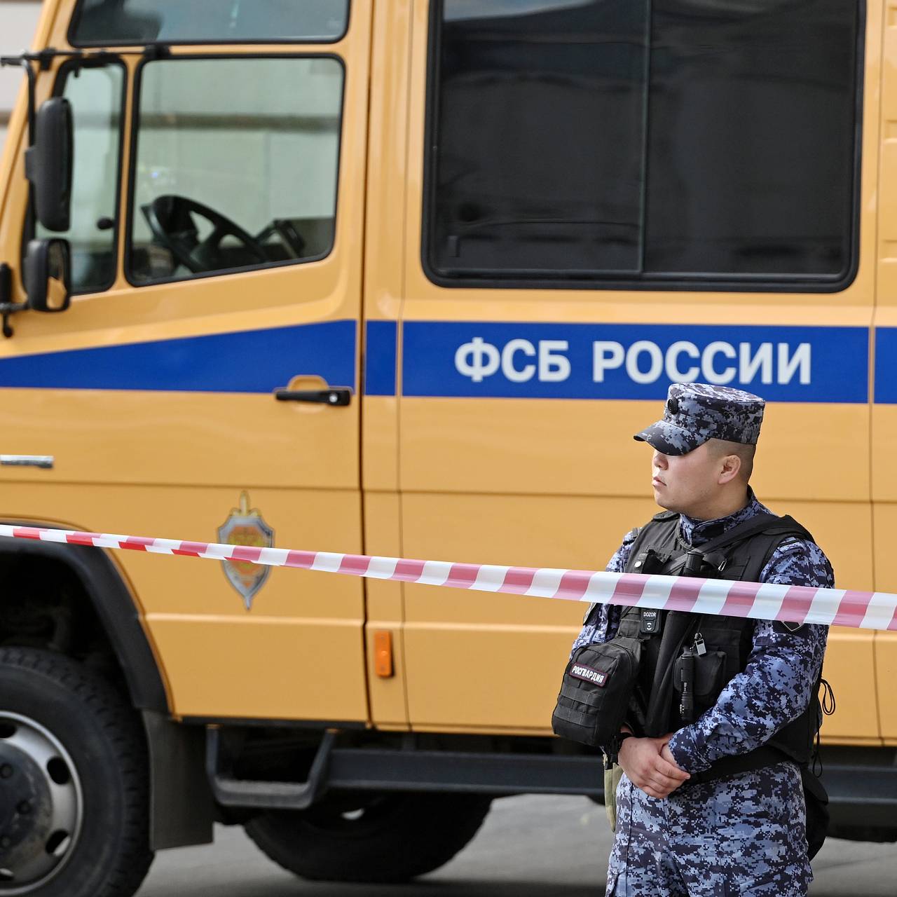 ФСБ сообщила об отправке в Россию агента Украины под видом депортации