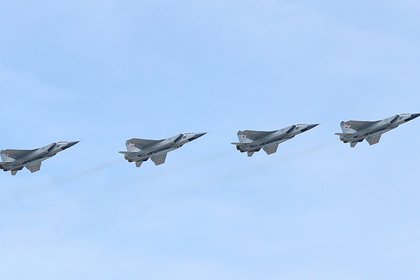 Российские истребители напугали немецких солдат в Польше