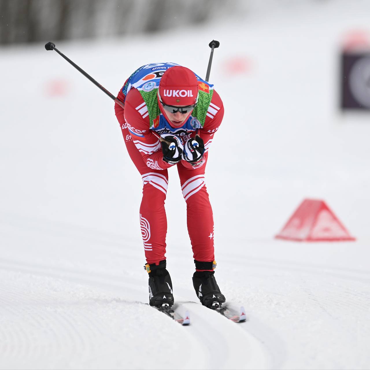 Подвергшийся нападению Большунова лыжник назвал последствия инцидента