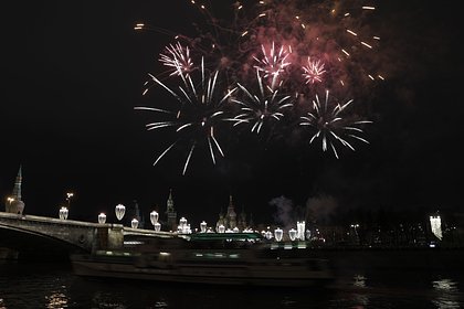 Россиянам напомнили о самой короткой рабочей неделе в декабре