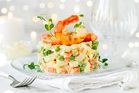 Простые и вкусные праздничные салаты на Новый год 2026: топ-15 рецептов с фото