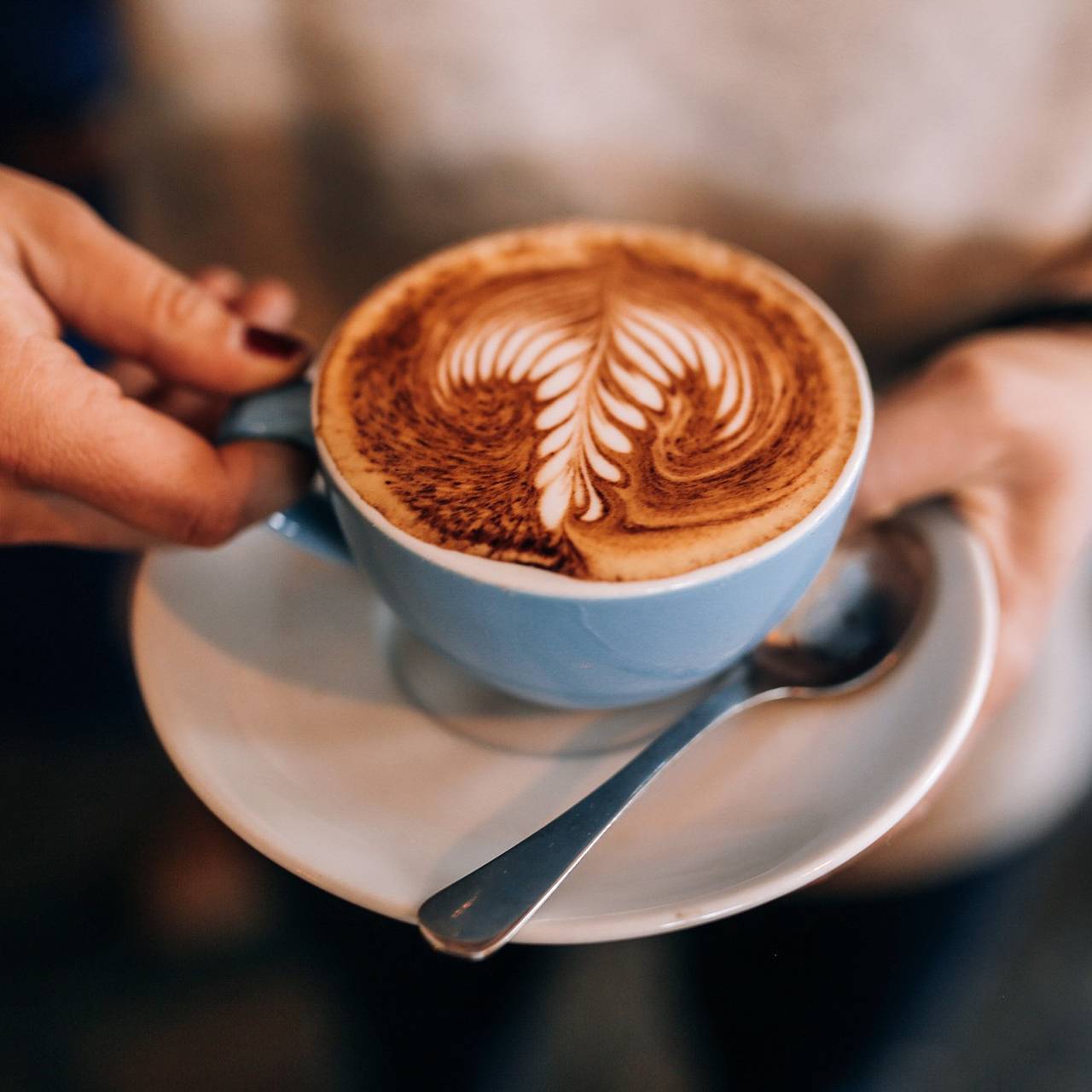 Россияне стали отказываться от некоторых напитков из-за роста цен