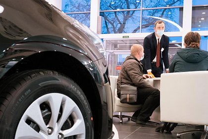 Отечественному автомобильному рынку предрекли резкое снижение продаж