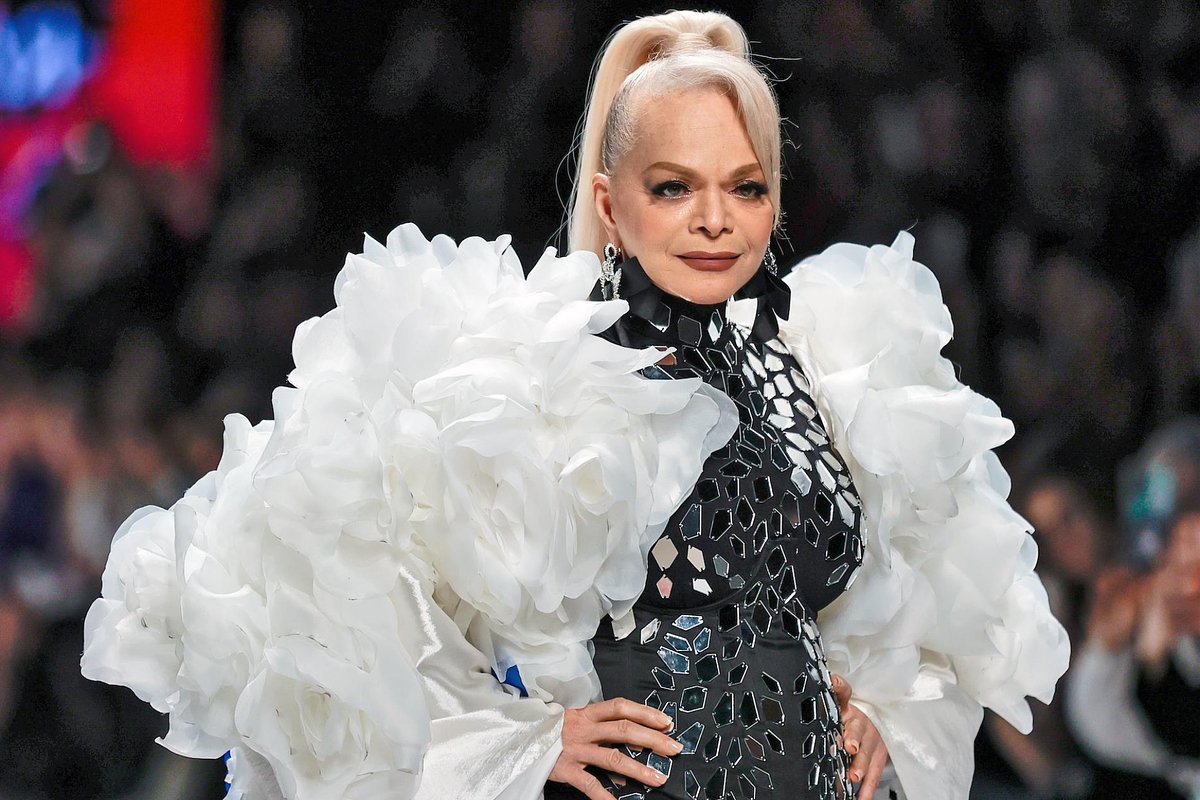 Певица Лариса Долина