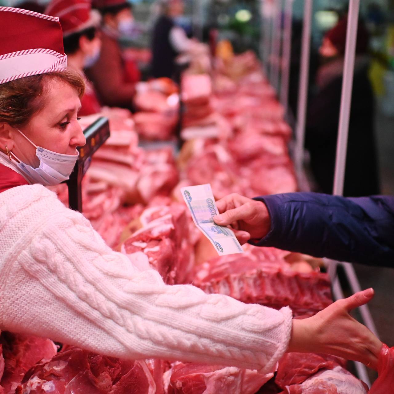 Цены на свинину в России рухнули