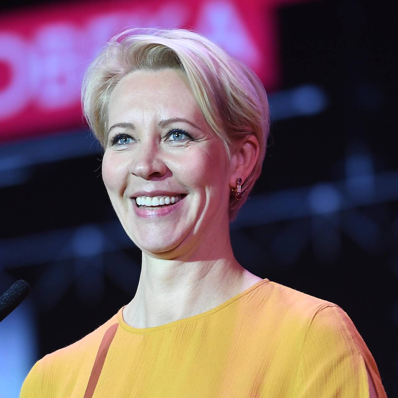 Уехавшая в Европу Лазарева обрадовалась селедке под шубой