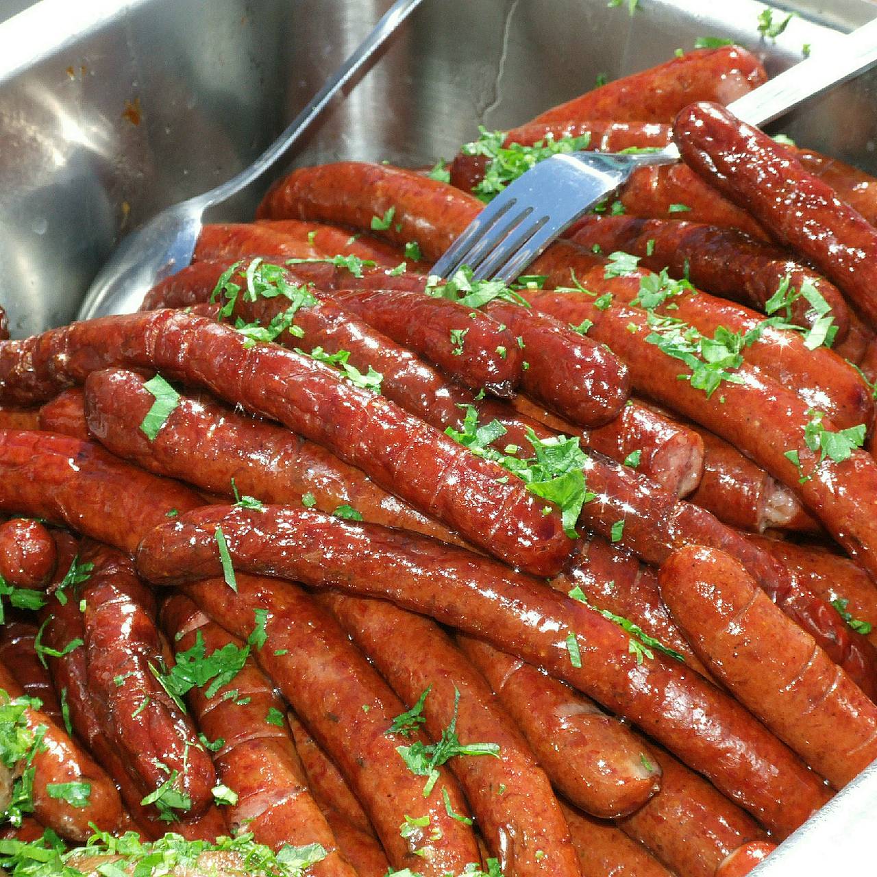 Врач назвала самый нежелательный для регулярного употребления вид колбасы