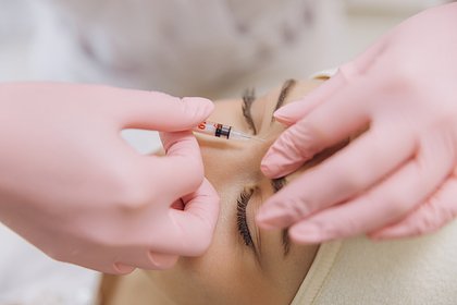 Врач развеяла главные мифы о ботоксе