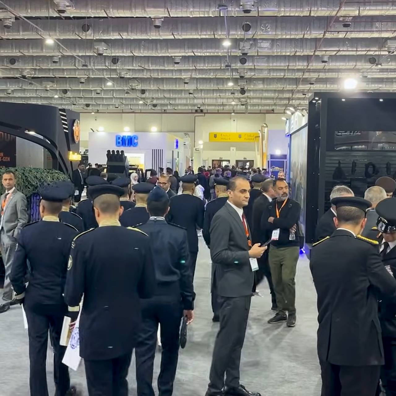 В Египте представили бронированную платформу для запуска БПЛА