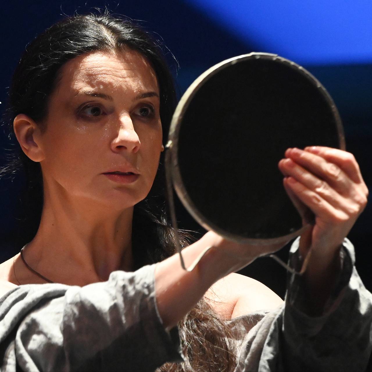 57-летняя ведущая Стриженова задумалась о пластике