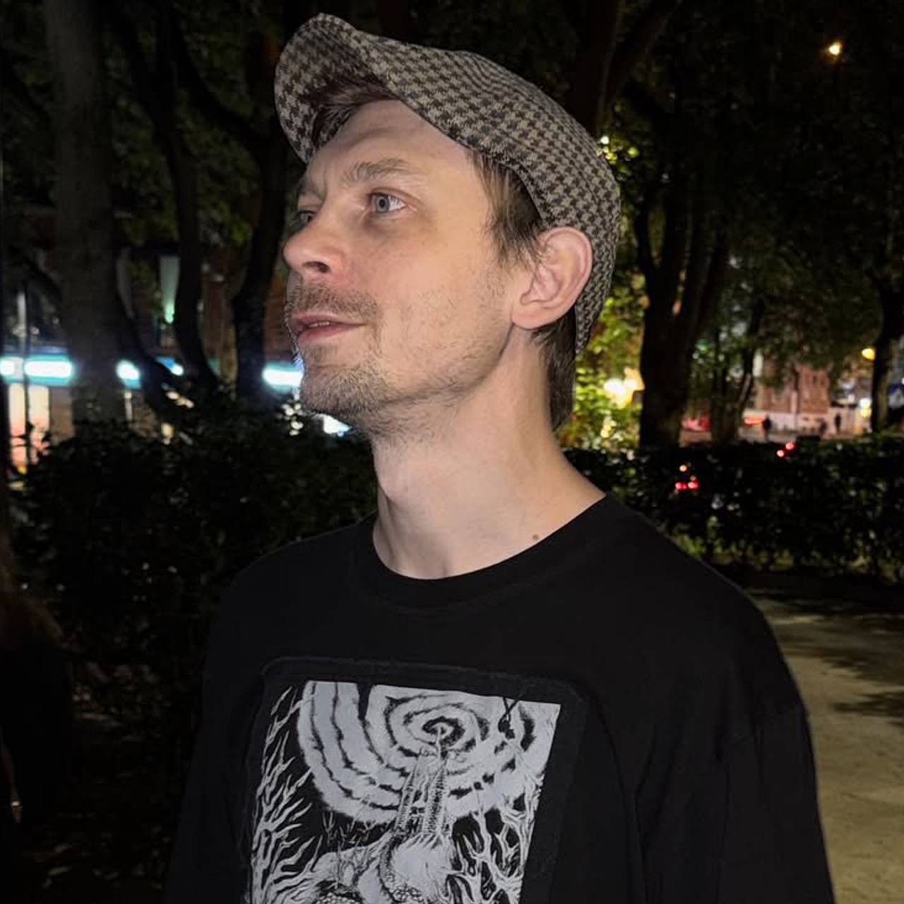 Налоговая заблокировала счета уехавшего из России рокера