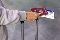 У россиян из-за долгов может сорваться отпуск за границей. Эксперт Т-Банка предупредил, кто может попасть в стоп-листы