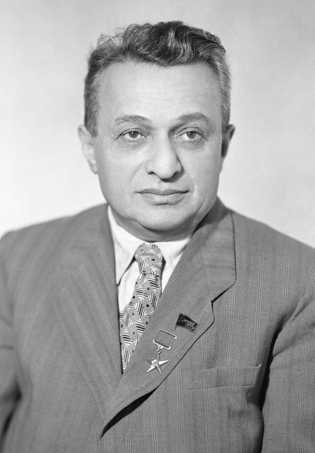 Артем Микоян