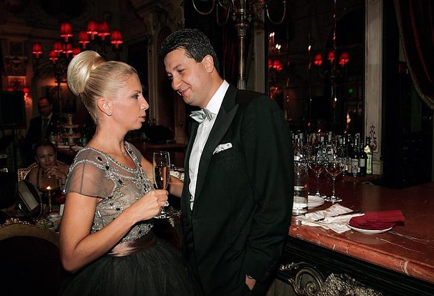 Тимур Иванов (справа) и владелица Metropol Fashion Group Светлана Захарова (слева)