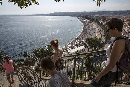 Россиянка побывала на курорте Франции и описала его фразой «много русскоговорящих»