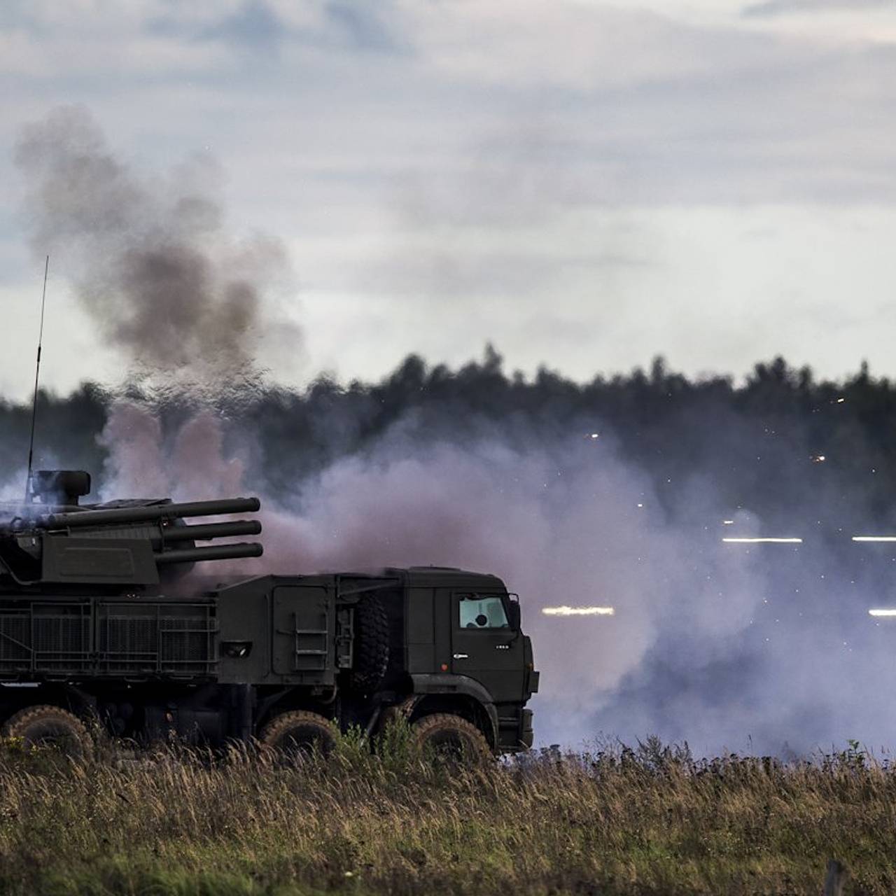 Частные дома и школа получили повреждения после атаки украинских БПЛА