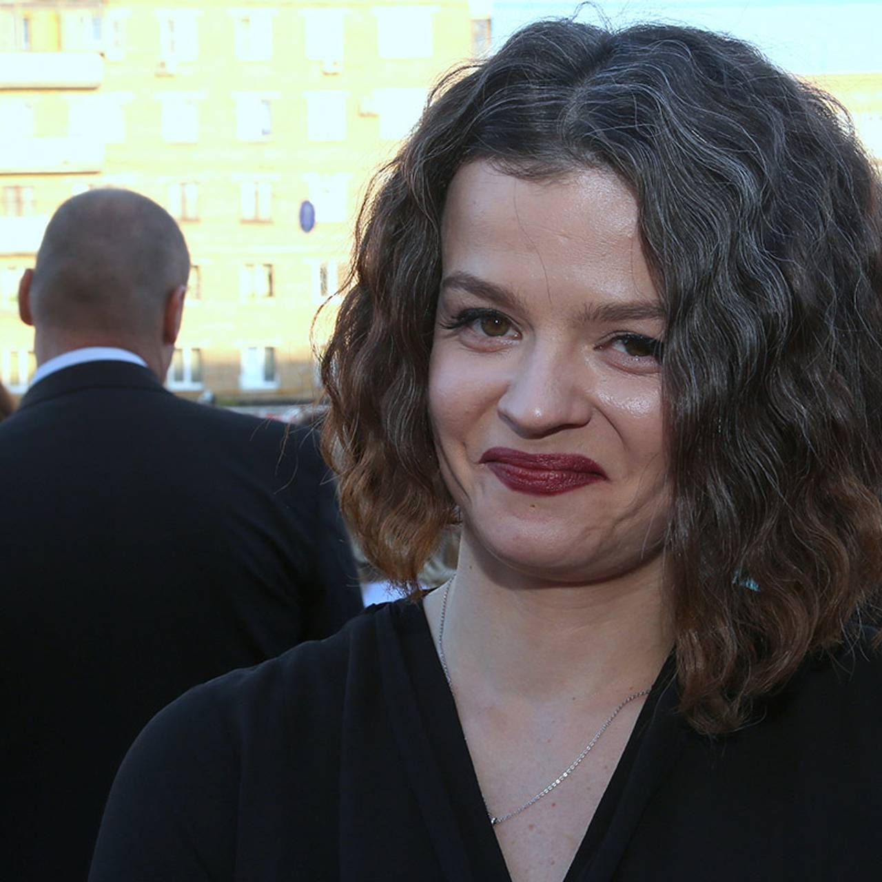 Стало известно о долге дочери Долиной перед налоговой