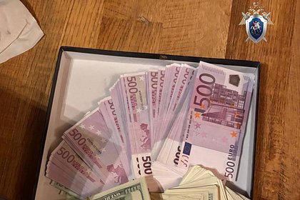 Начальник российской колонии и координатор киллеров вымогали у заключенных деньги