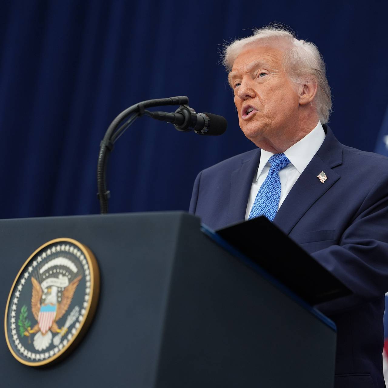 Во Франции заявили об унижении Европы Трампом