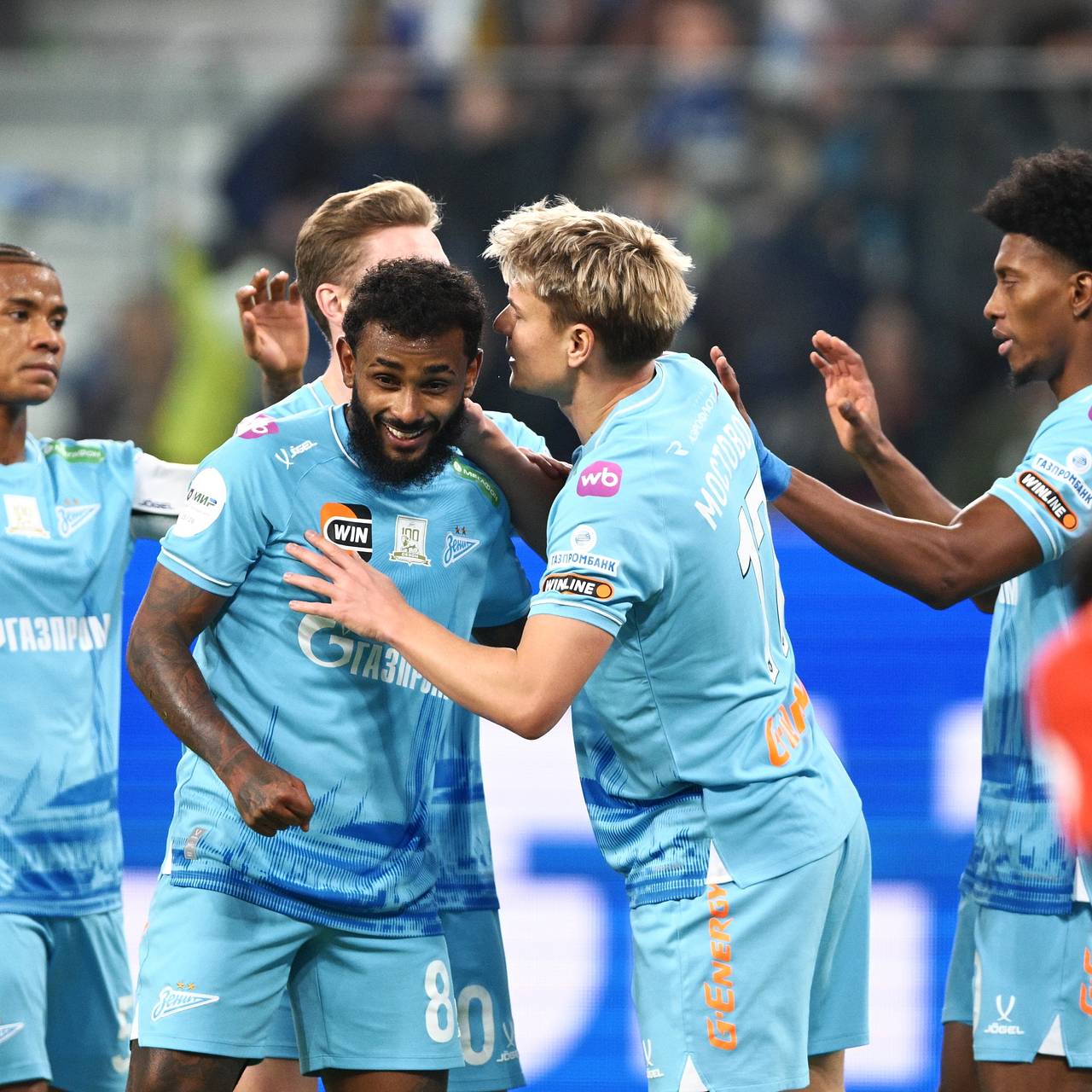 &laquo;Зенит&raquo; обыграл &laquo;Акрон&raquo; в РПЛ