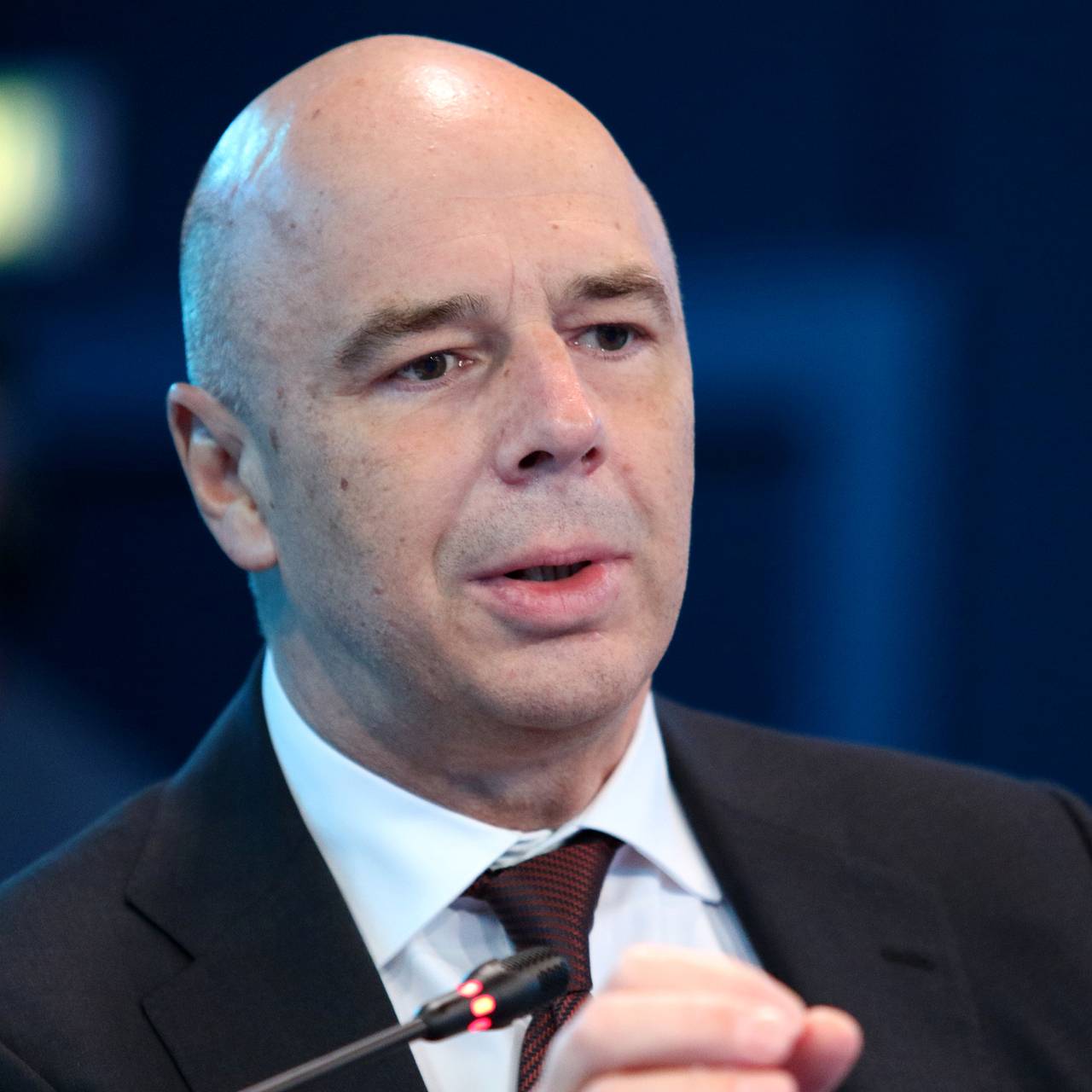 Силуанов признал невозможность постоянного наращивания расходов бюджета