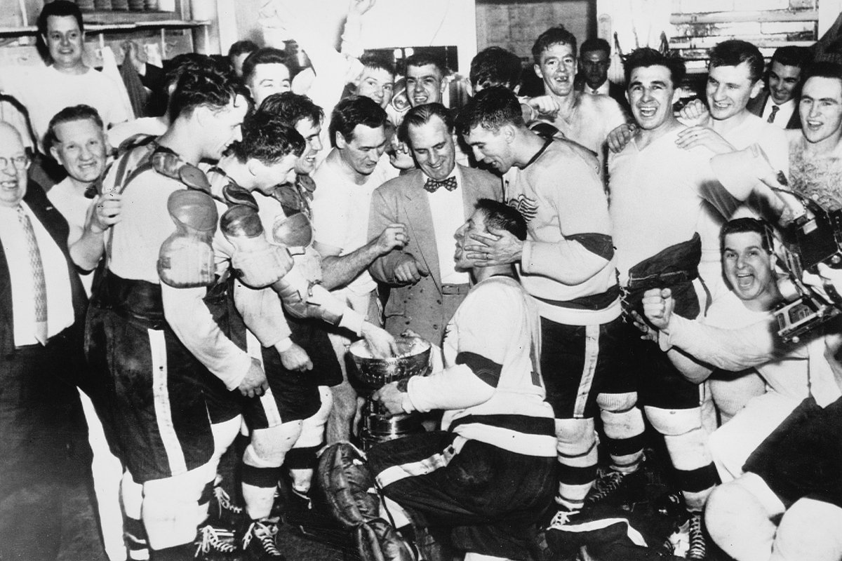 «Детройт Ред Уингс» празднуют победу в Кубке Стэнли