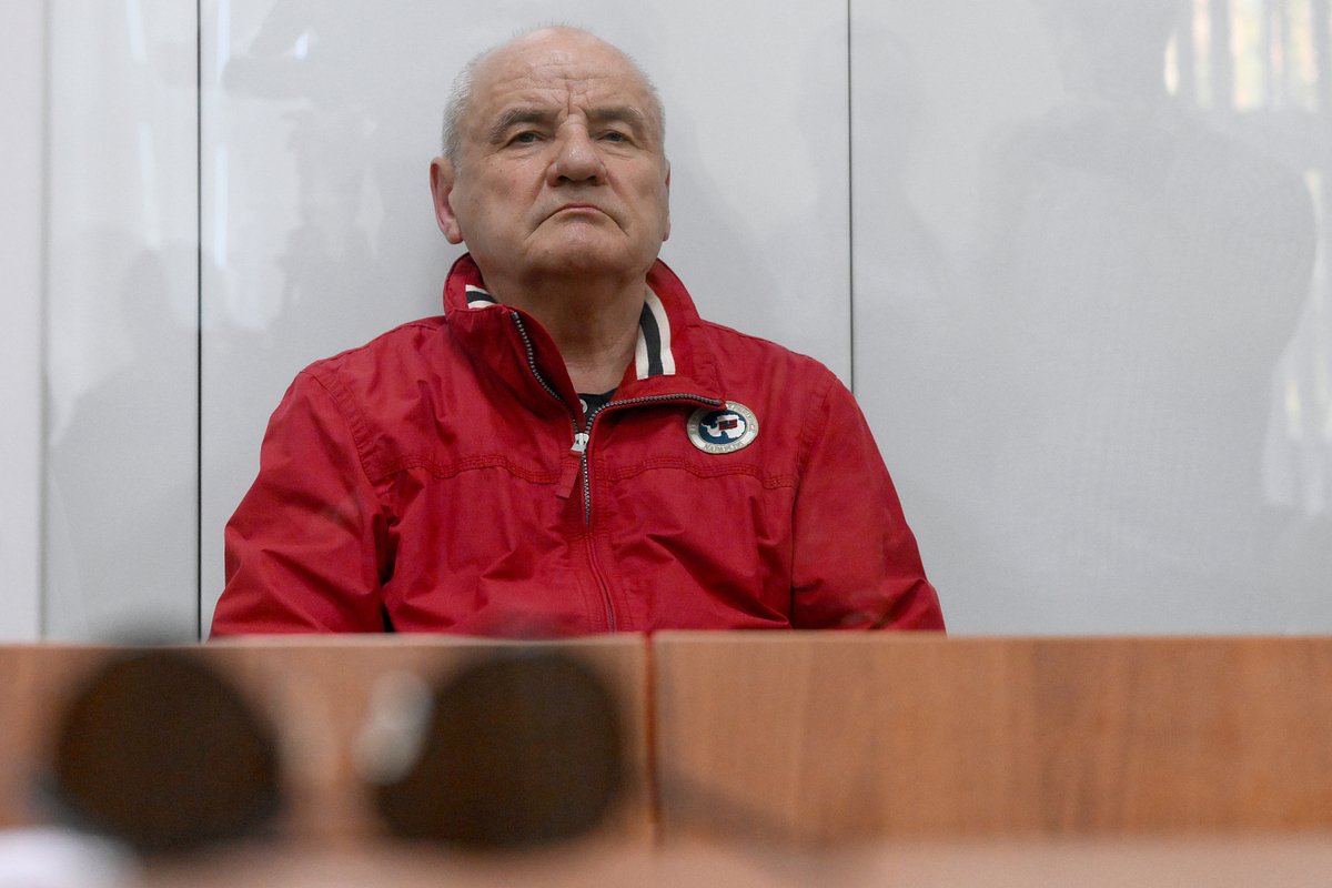 Бывший заместитель министра обороны РФ Павел Попов