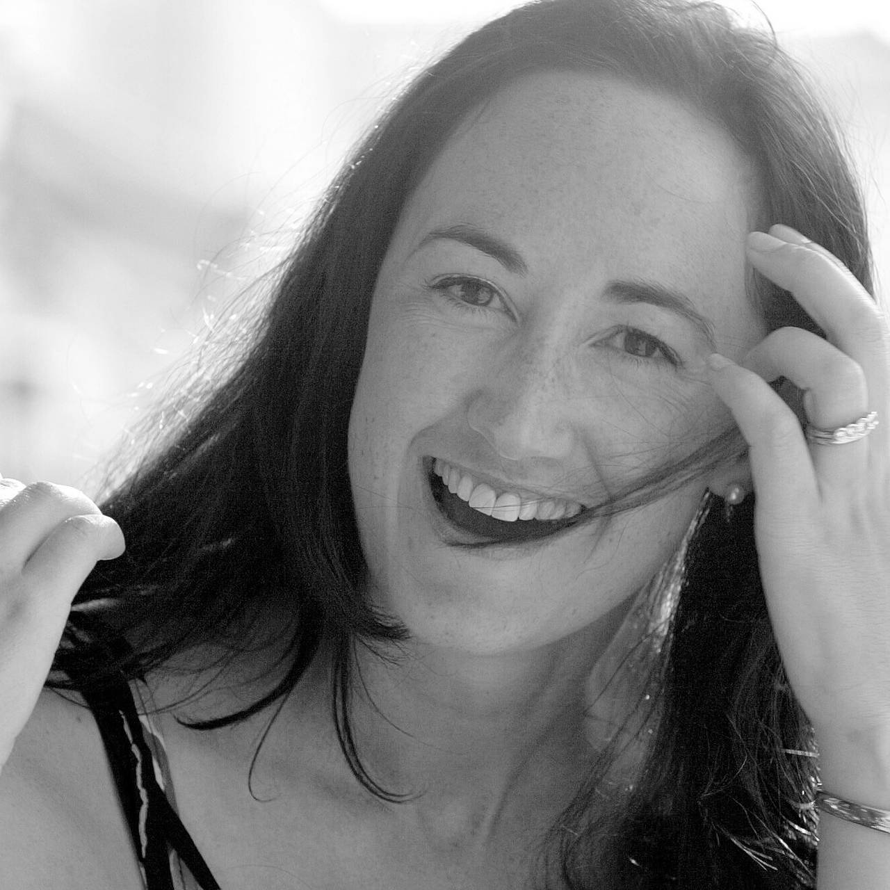 Автор книги &laquo;Шопоголик&raquo; умерла после борьбы с раком мозга