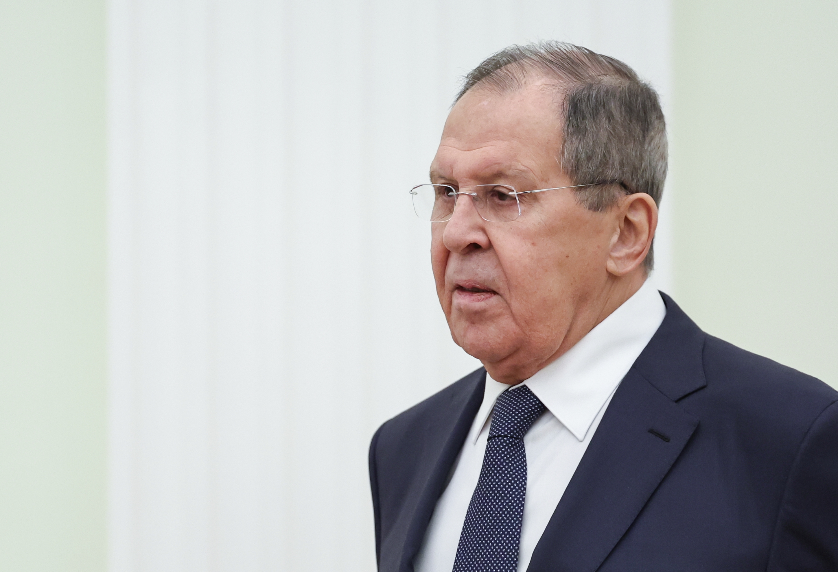 Лавров  высказался о выживании Зеленского