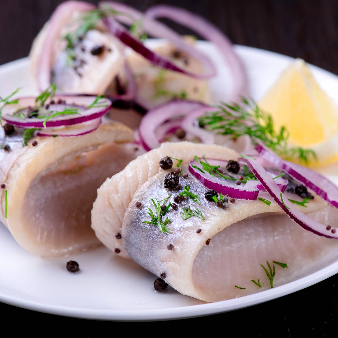 Россиянам назвали правила выбора рыбы для новогоднего стола