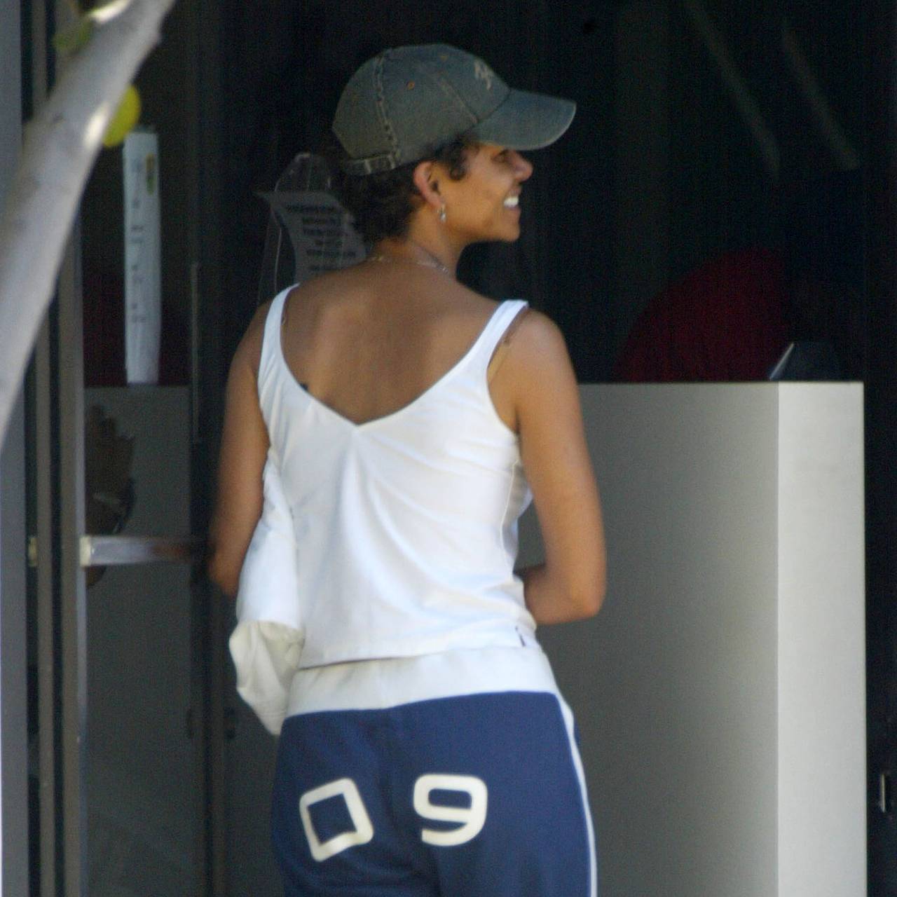 Спортивным костюмам в стиле 2000-х предрекли возвращение в моду