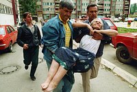 «Это несправедливый мир» 30 лет назад закончилась жестокая Боснийская война. Какой ценой удалось остановить бойню на Балканах?
