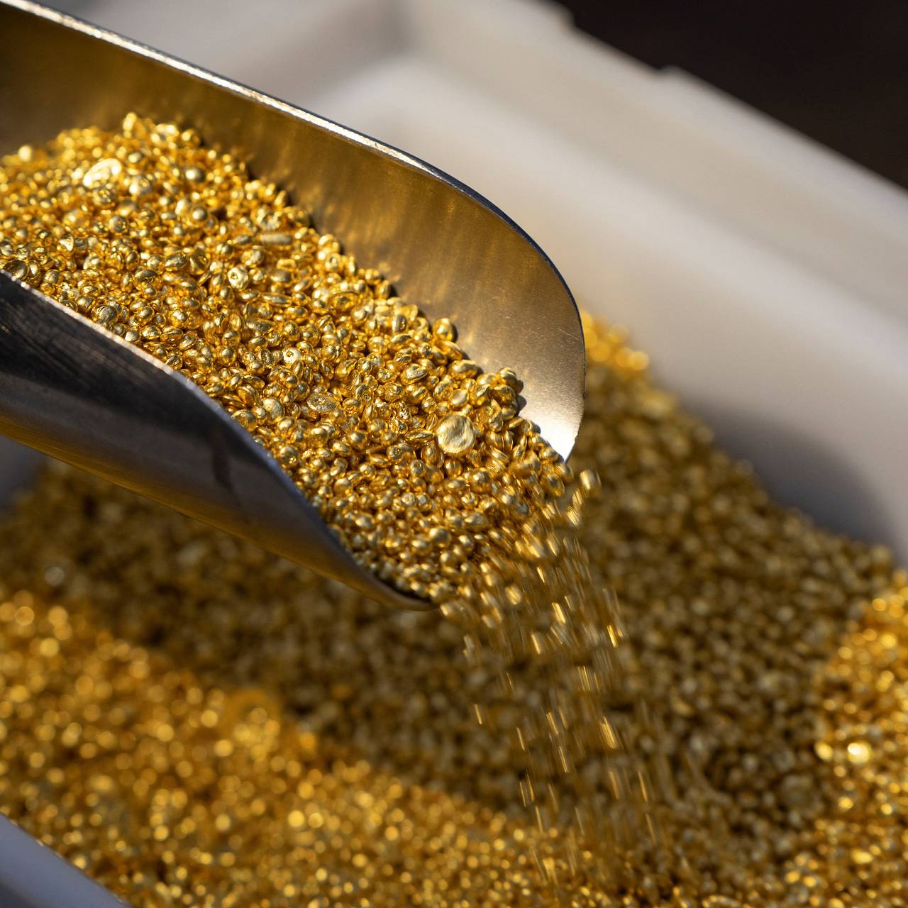 Золото и серебро рекордно подорожали