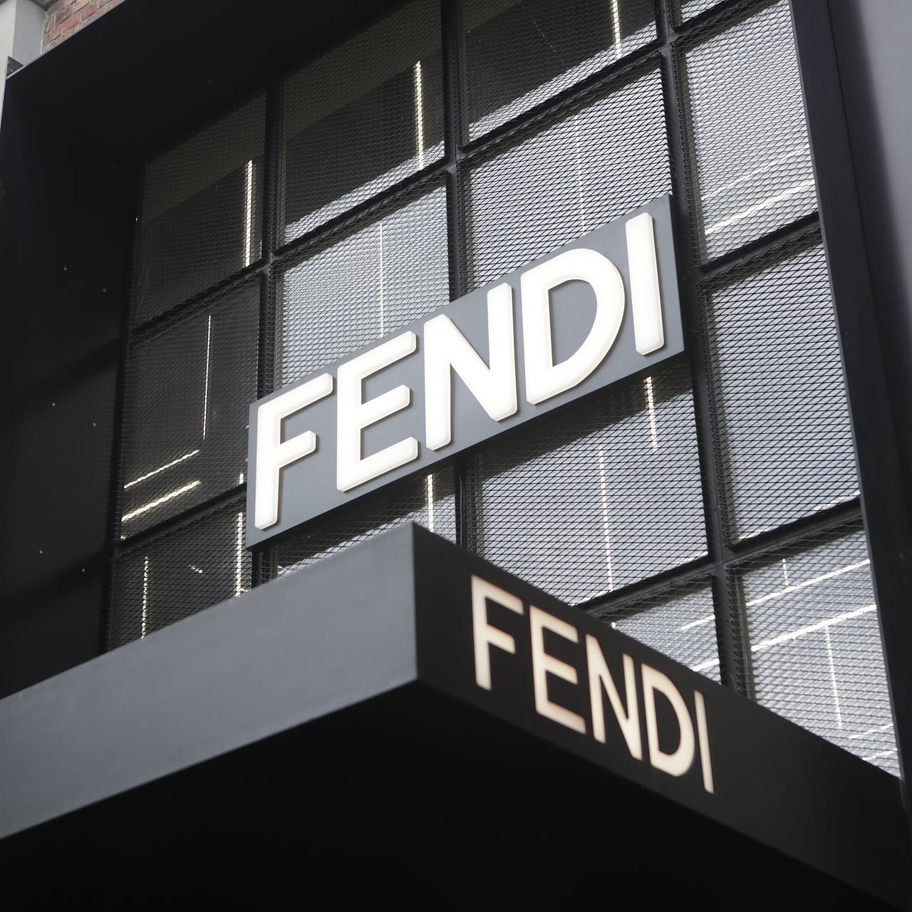 Модный дом Fendi зарегистрировал торговые знаки в России