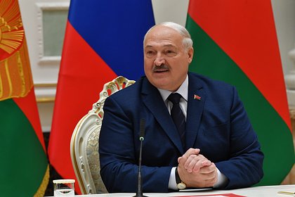 Лукашенко попросил не задавать ему «гадкие вопросы» про Путина и Трампа