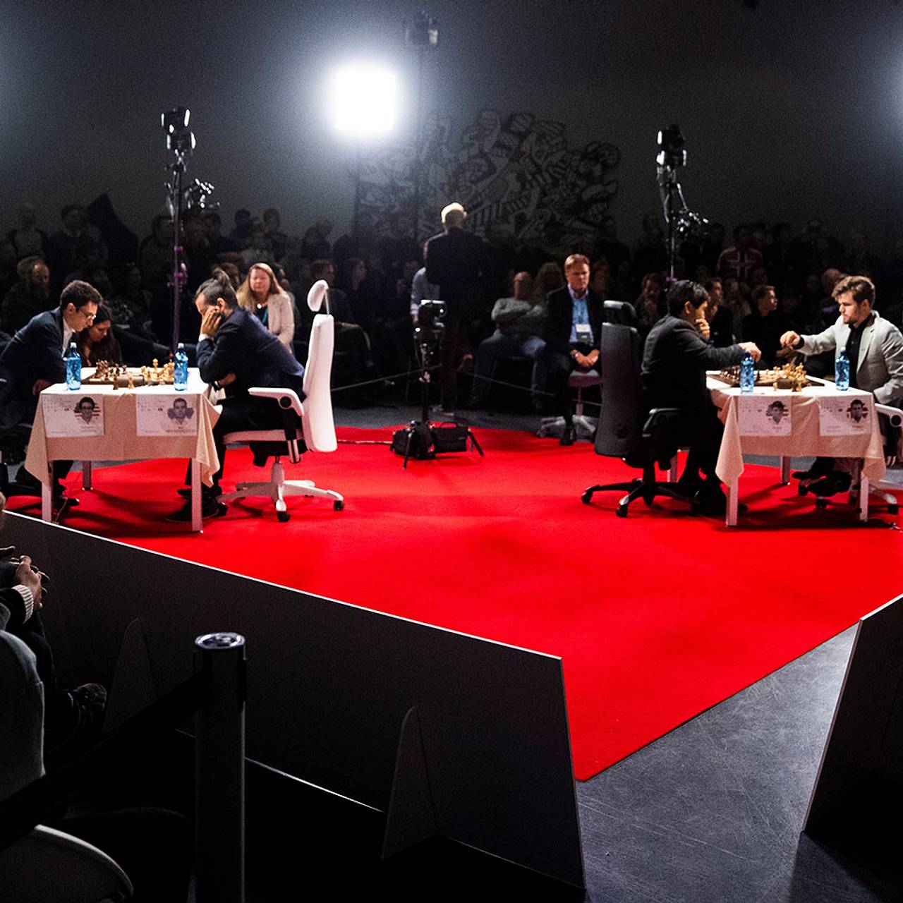 Российских шахматистов вернули на турниры с флагом и гимном