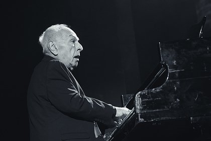 Умер композитор Левон Оганезов