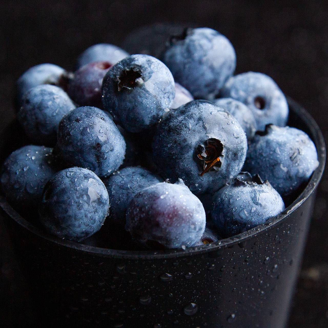 Популярную лесную ягоду связали с защитой печени от вреда жареной пищи