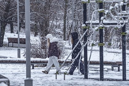 Москвичей предупредили о ледяном дожде и гололеде