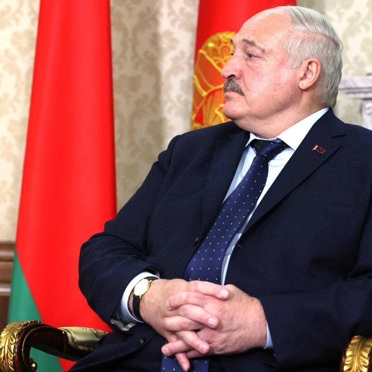 &laquo;Если ты живешь рядом со спящим медведем, не буди его&raquo;. Лукашенко высказался об Украине, России и Крыме