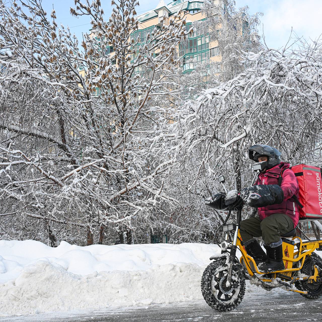 Курьеры в России стали богаче
