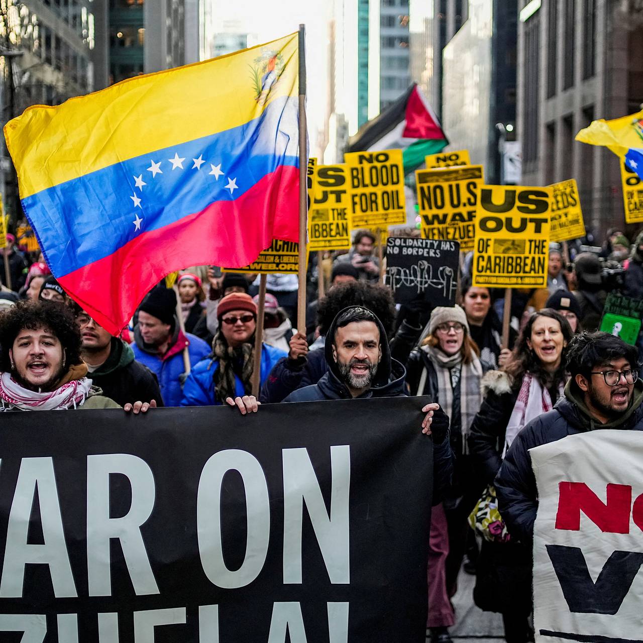 Венесуэла ответила на требование Трампа отдать США нефть и земли