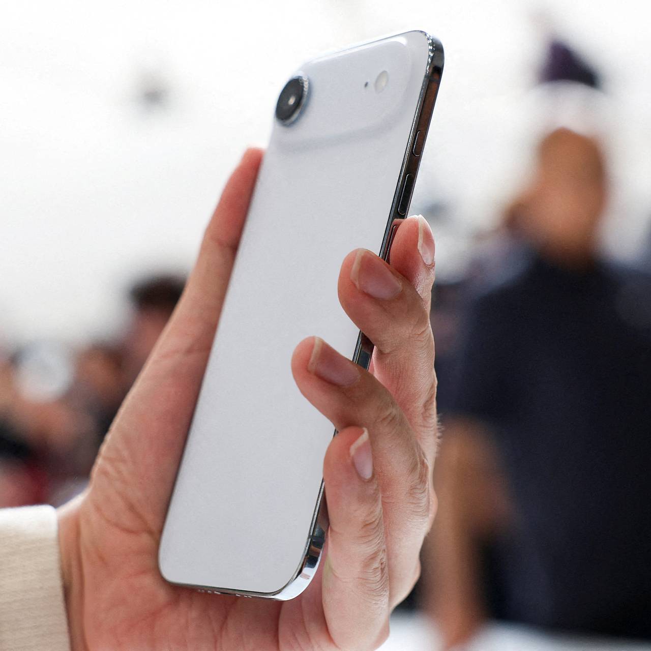 Apple придумала способ улучшить провальный iPhone